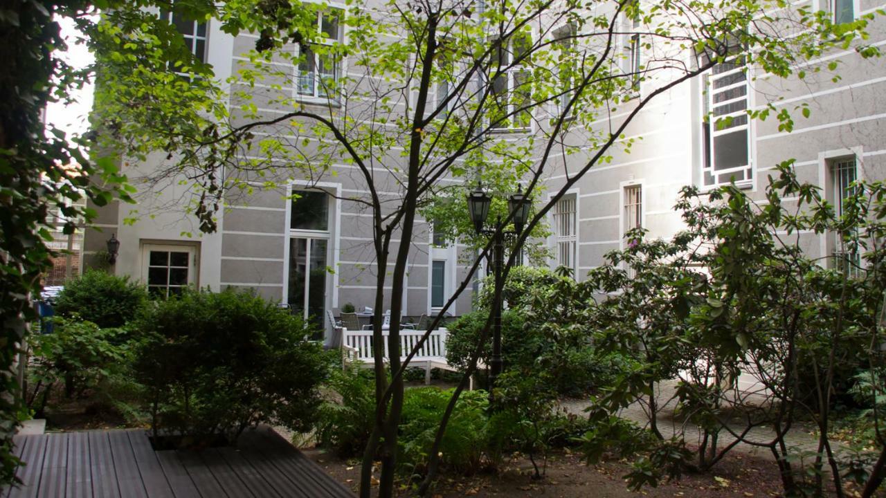 City-Apartment Berlin Charlottenburg Luaran gambar