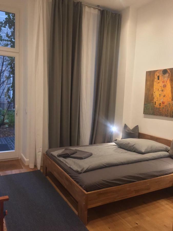 City-Apartment Berlin Charlottenburg Luaran gambar